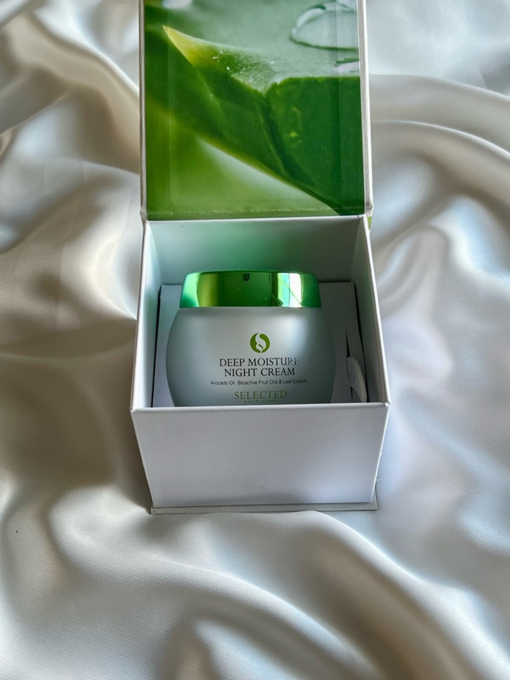 Deep Moisture Night Cream - Picture 3 of 7
